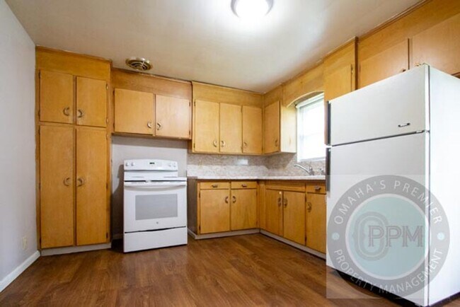 Foto del edificio - ALANSCO 3331/3333 N 61 ST