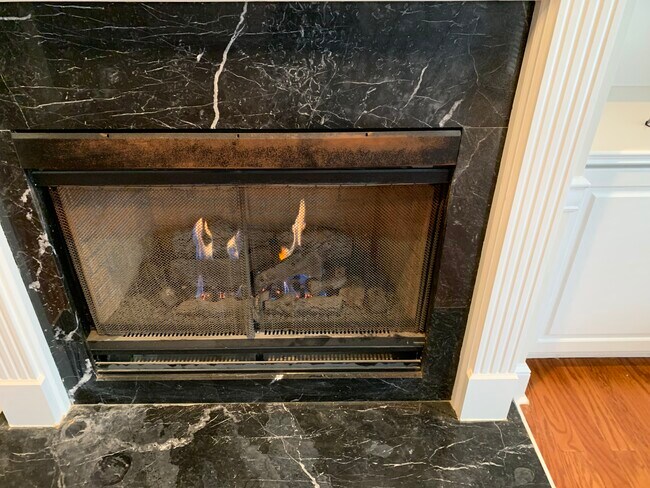 Foto del edificio - 1275 W Spring St