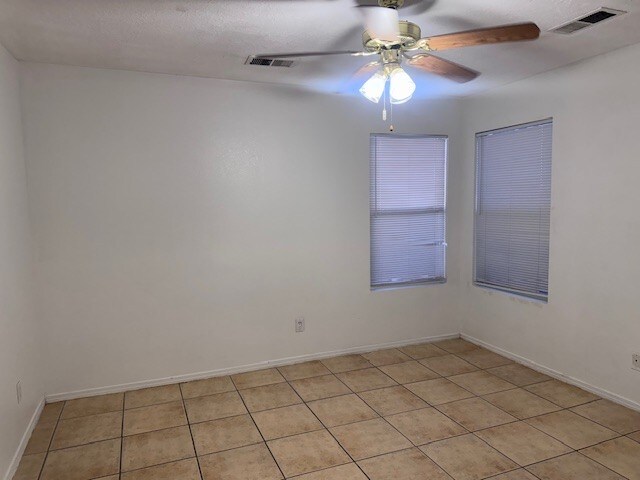 Foto del edificio - 1023 82nd St SW