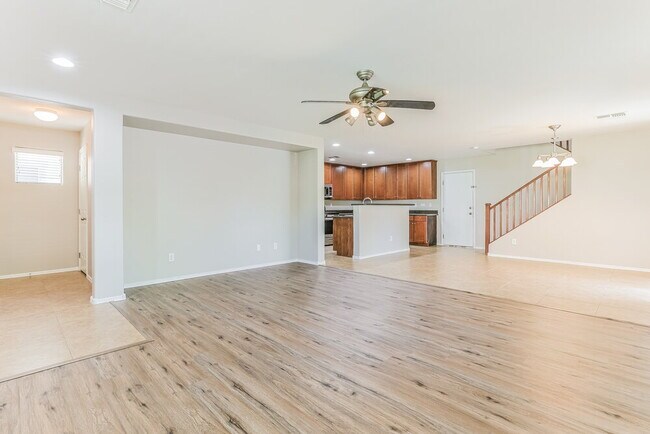 Foto del edificio - 5848 E Grove Ave