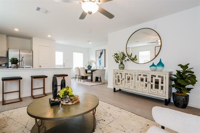 Building Photo - 2732 Ctr Crk Ln