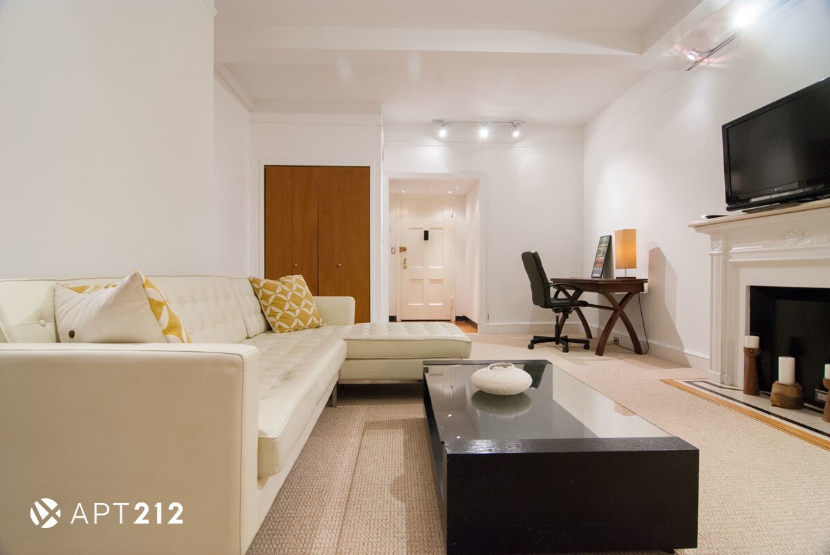 Primary Photo - 145 W 58th St