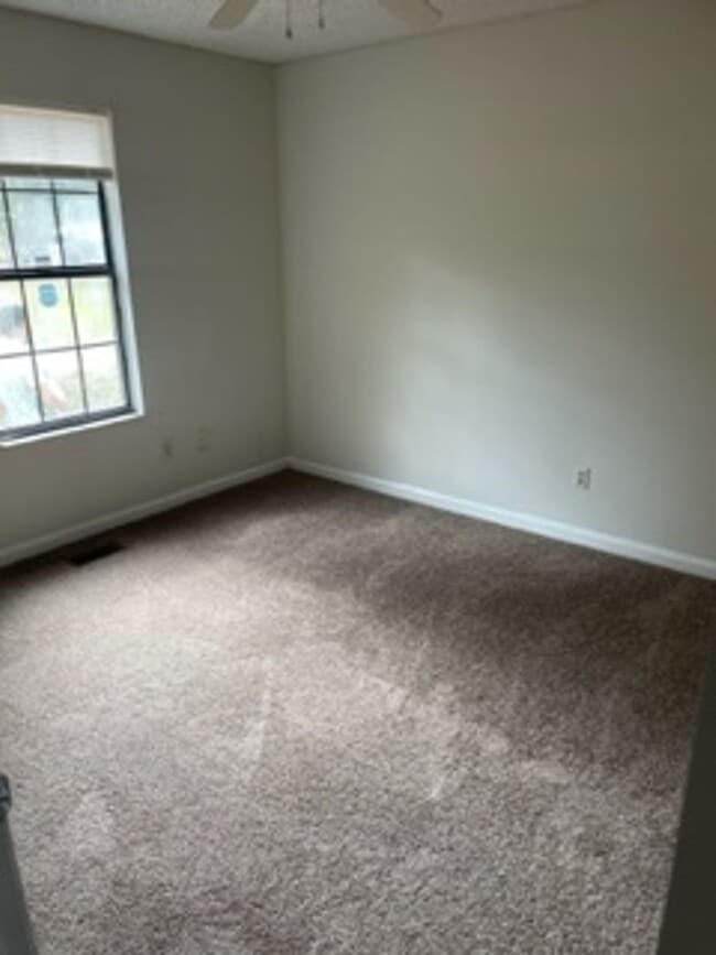 Foto del edificio - 3652 Estates Rd