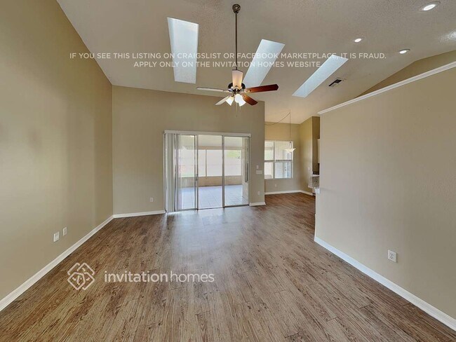 Building Photo - 12540 Pica St