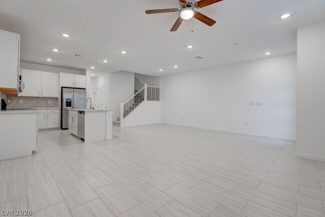 Foto del edificio - 1588 Hopeful Lark Ln