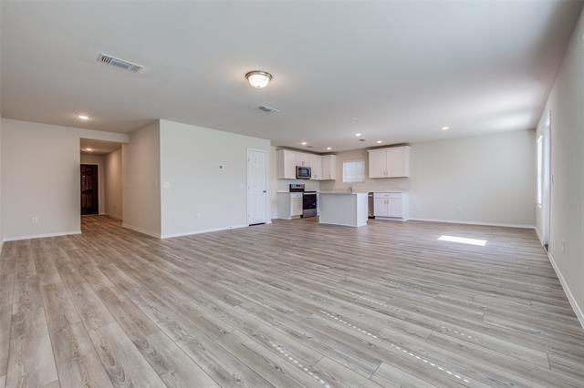 Building Photo - 877 Table Rock St