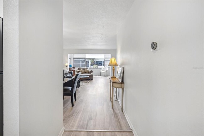 Foto del edificio - 6800 20th Ave N