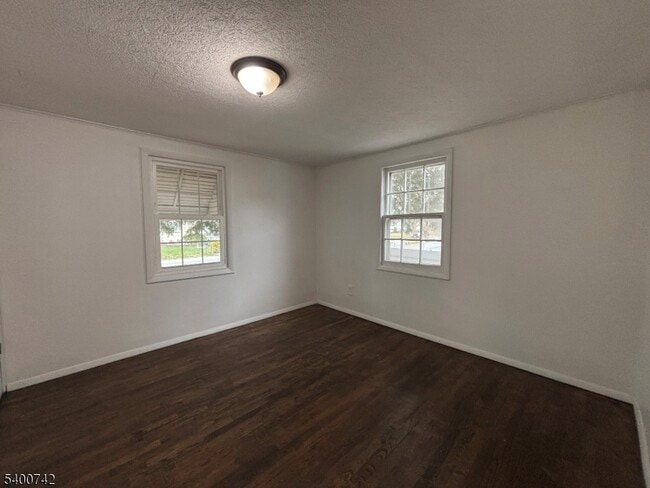 Building Photo - 1103 Stone St