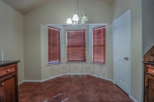 Foto del edificio - 2128 101st St