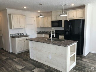 Building Photo - 309 Eland Dr