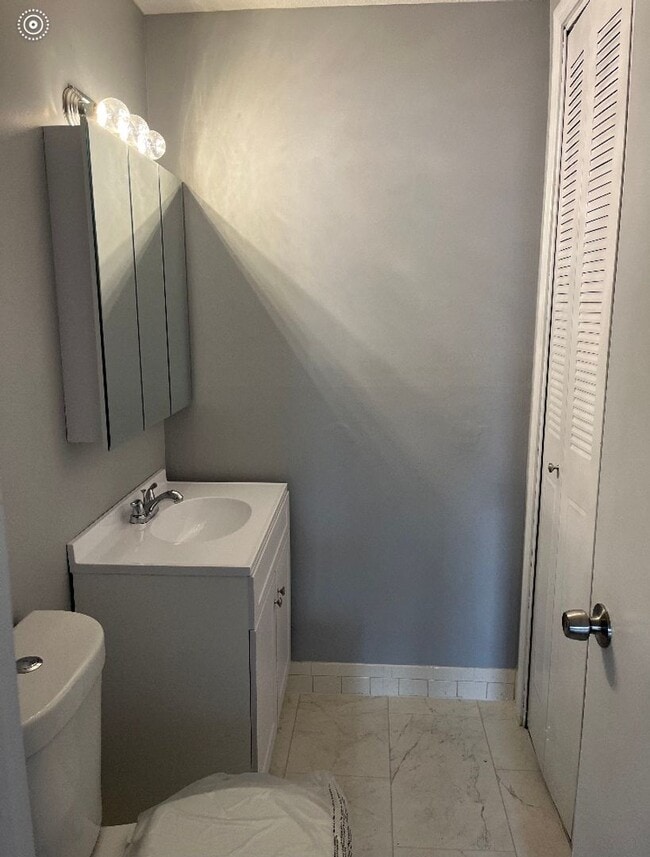 Building Photo - RIVERSIDE CHATEAU ASSOCIATES LP