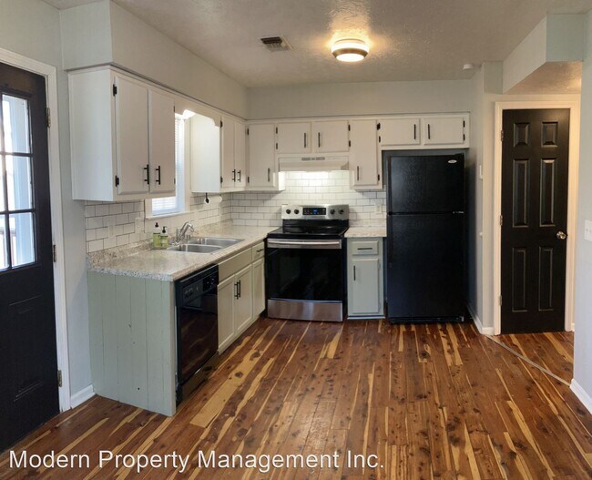 Building Photo - 2 br, 1.5 bath House - 418 Ryne Ct.