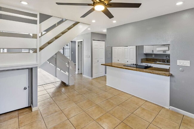 Building Photo - FOR RENT – 3BD / 2.5BA Townhome in Holaniku Hale (Mililani)