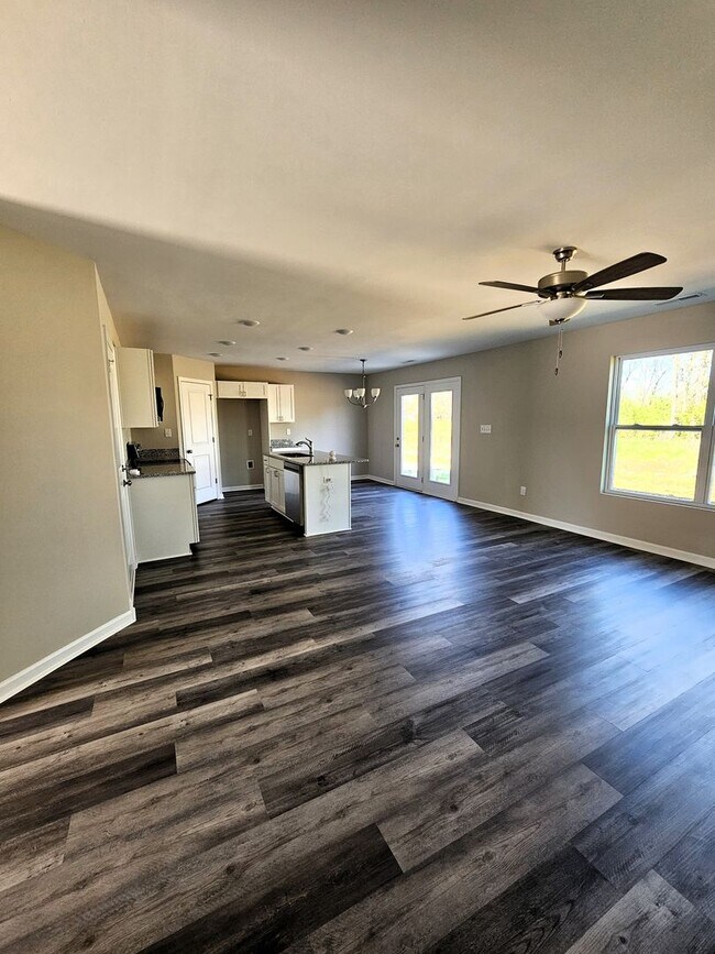 Foto del edificio - 4 Bedrooms! New Construction Intro Special!