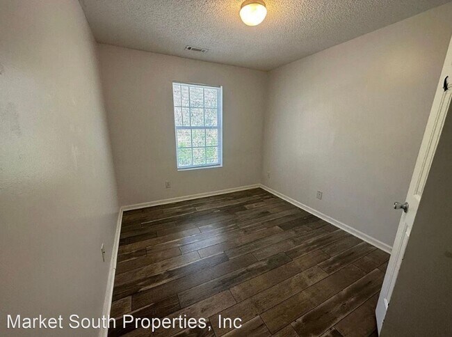 Building Photo - 3 br, 2.5 bath House - 8300 OAKLEY CIRCLE #2