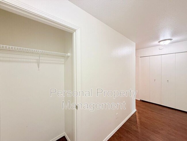 Foto del edificio - 3412 NE 66th Ave