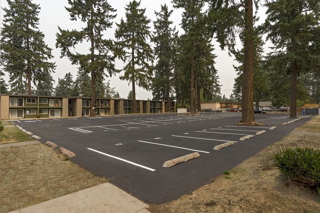 Re-striped Parking Lot - Ridgewood Apartments