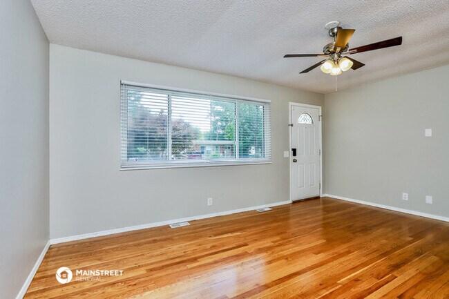 Building Photo - 2145 Rivoli Pl