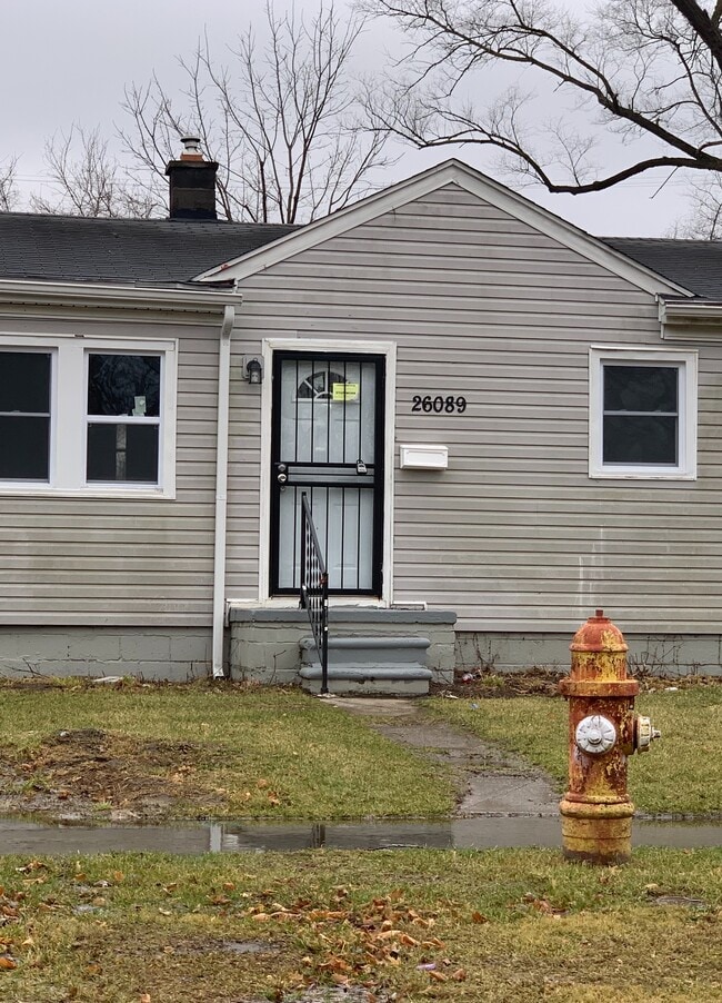 Photo - 26089 Lehigh St House