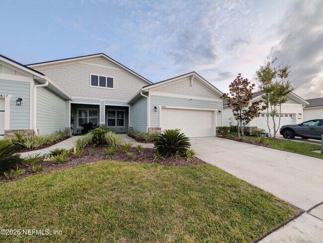 Foto del edificio - 4408 Sun Lily Ct