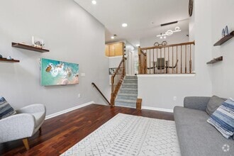 Building Photo - 351 Oswego Ct