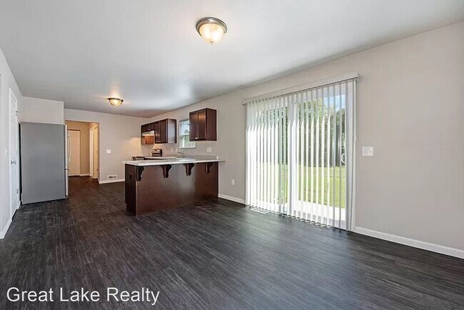 Foto del edificio - 4 br, 2.5 bath House - 8790 Tiburon Lane