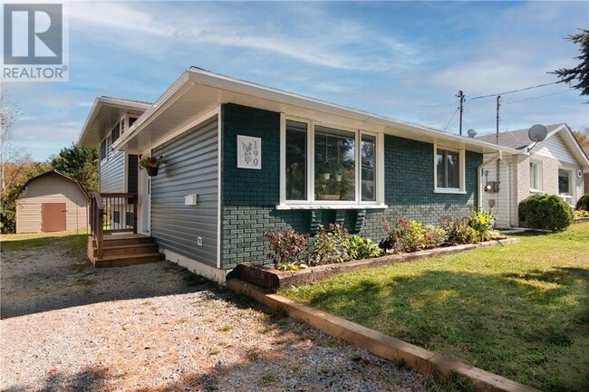 Photo du bâtiment - 190 Ridgemount Ave
