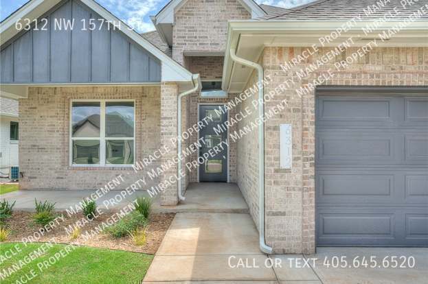 Foto del edificio - 6312 NW 157th St