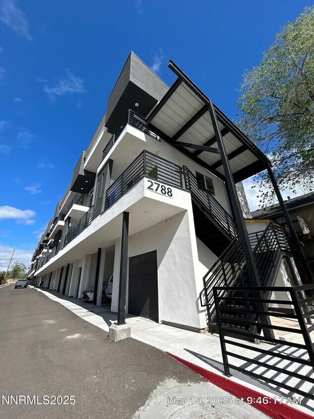 Primary Photo - 2788 Plumas St