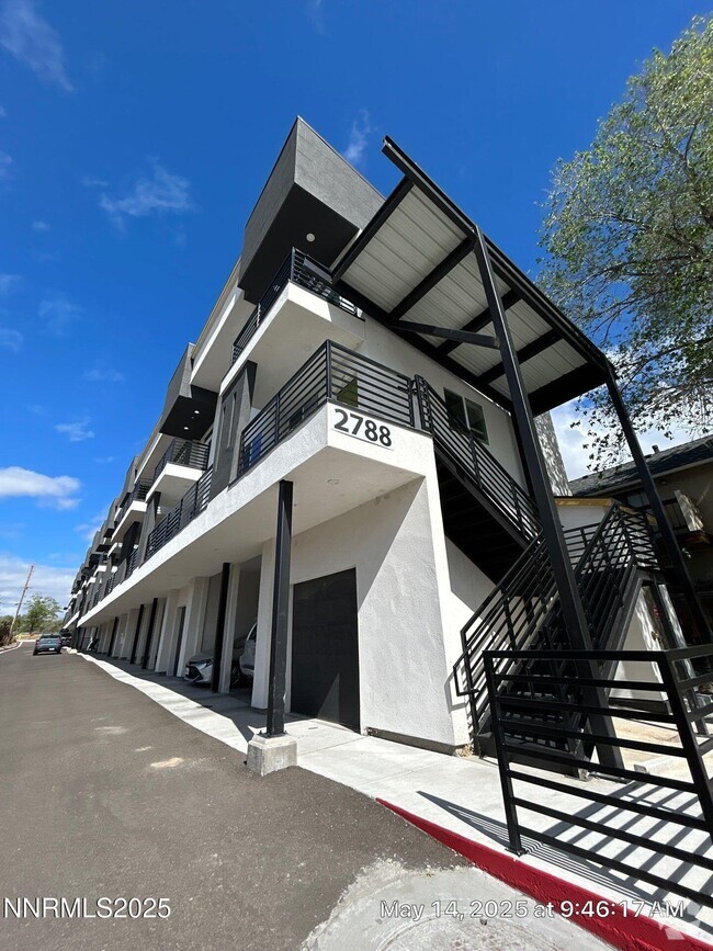 Building Photo - 2788 Plumas St