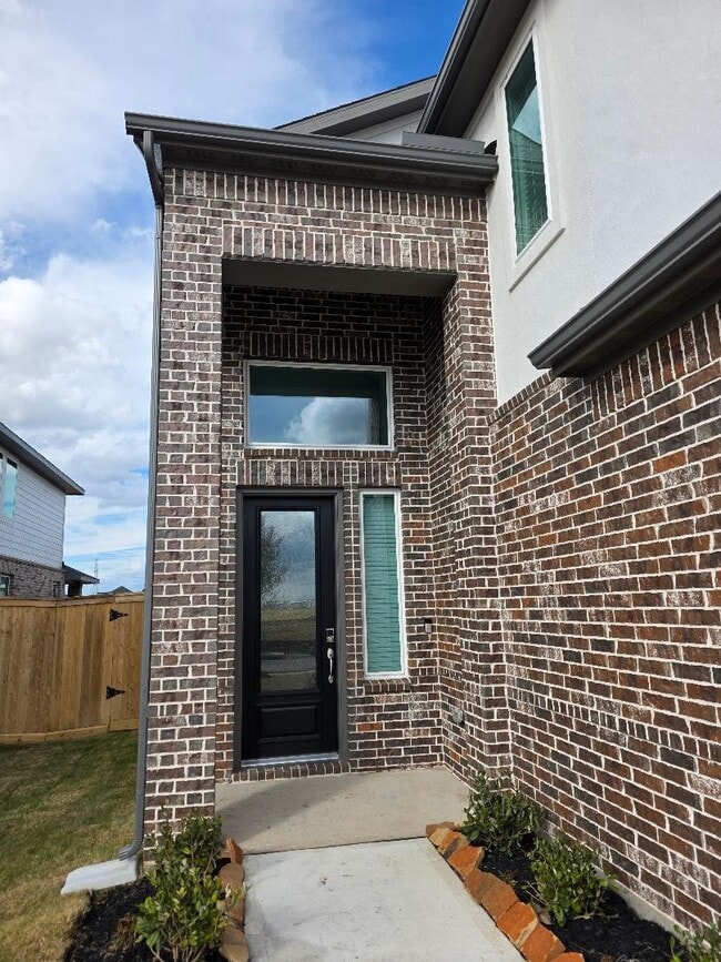 Building Photo - 18218 Hibiscus Crescent Ln