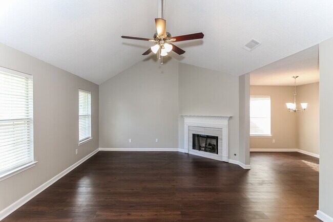 Foto del edificio - 8450 Kimberly Rose Dr