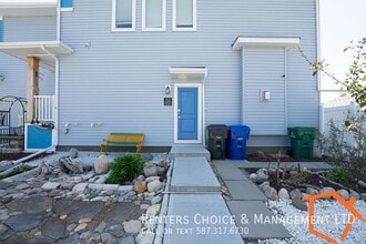 Building Photo - 2 Crocus Bay W