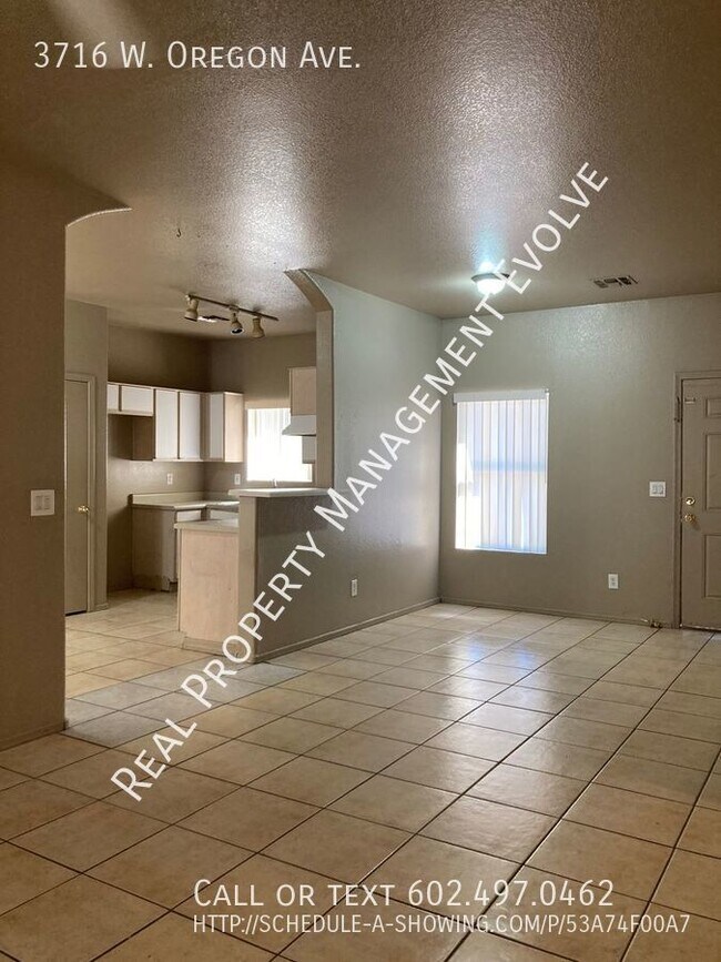 Building Photo - Come tour today!