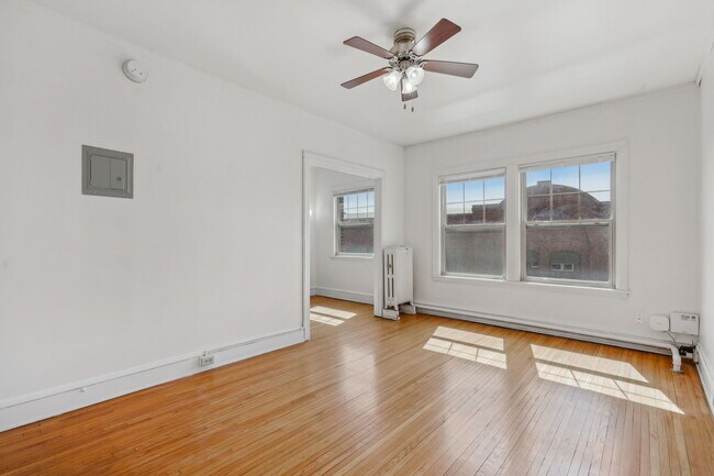 Foto del edificio - Summit Hill Apartments