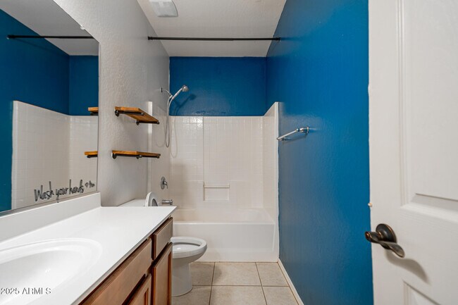 Foto del edificio - 18433 W Sunnyslope Ln