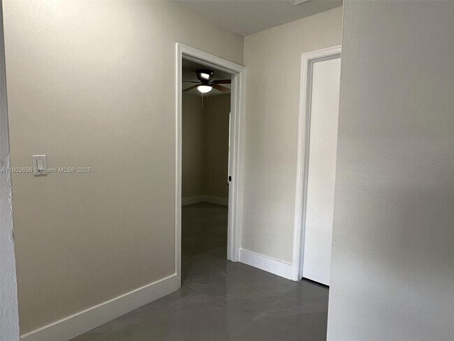 Foto del edificio - 5912 Taylor St