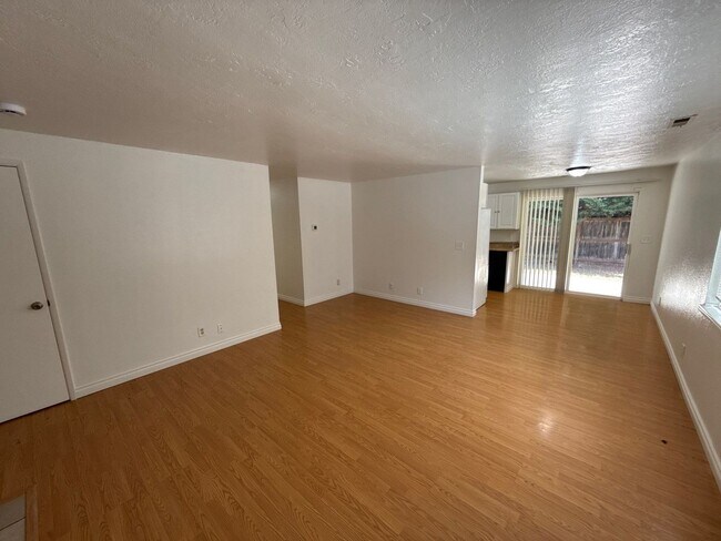 Foto del edificio - 5162 Lone Oak Rd SE