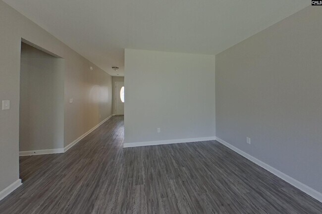 Building Photo - 304 Longfellows Ln