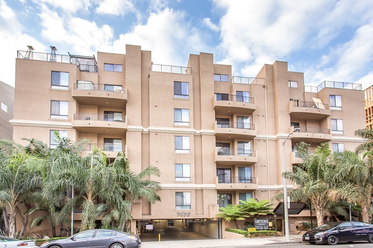 Foto principal - Hawthorne Regency Apartments
