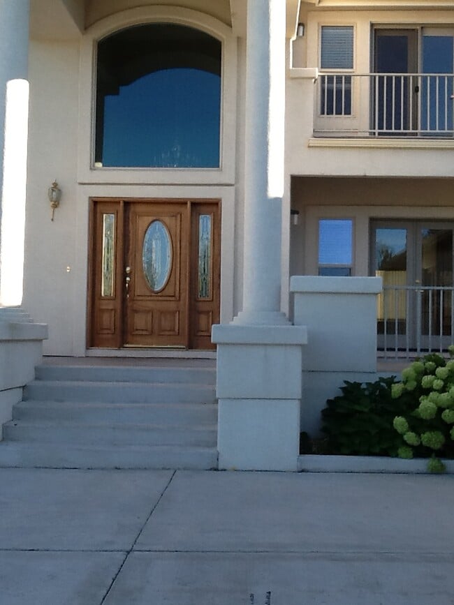 Building Photo - 3610 Royer Ct