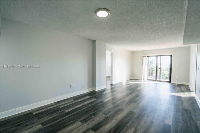 Foto del edificio - 6960 Rue Vendome