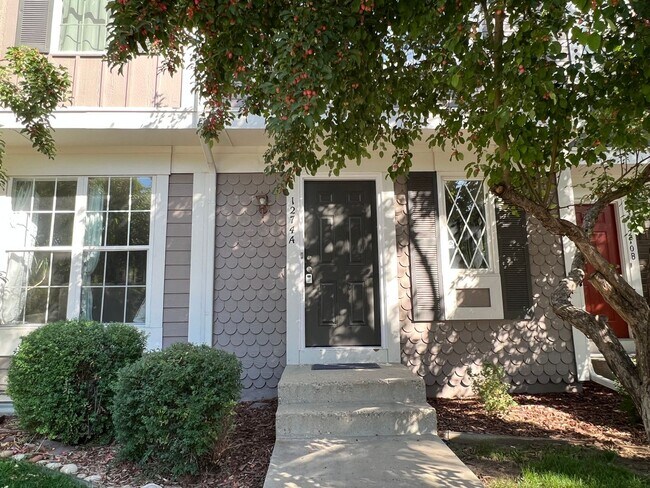 Building Photo - Quaint Newly Renovated Townhome In Lafayette