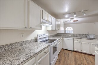 Building Photo - 3660 Renovah St