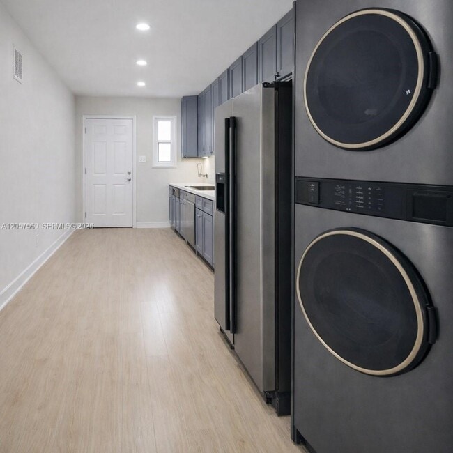 Foto del edificio - 3110 SW 21st Ter