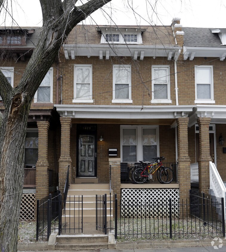 Primary Photo - 1428-1430 S St SE