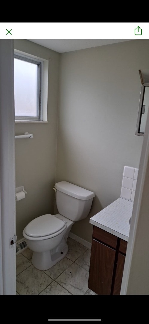 Foto del edificio - 2297 Eastlawn Ave