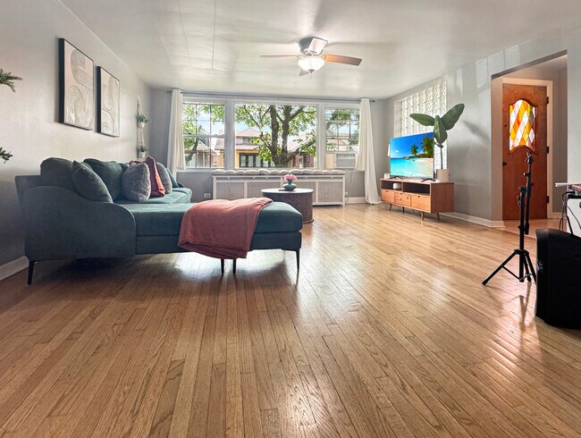 Foto del edificio - 5322 W Cuyler Ave