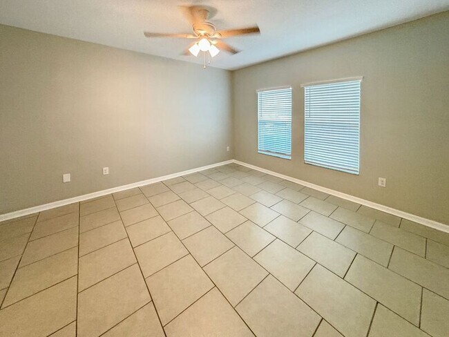Building Photo - 4513 Windy Hammock Way