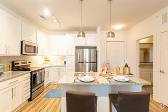 Interior Photo - Blu at Northline